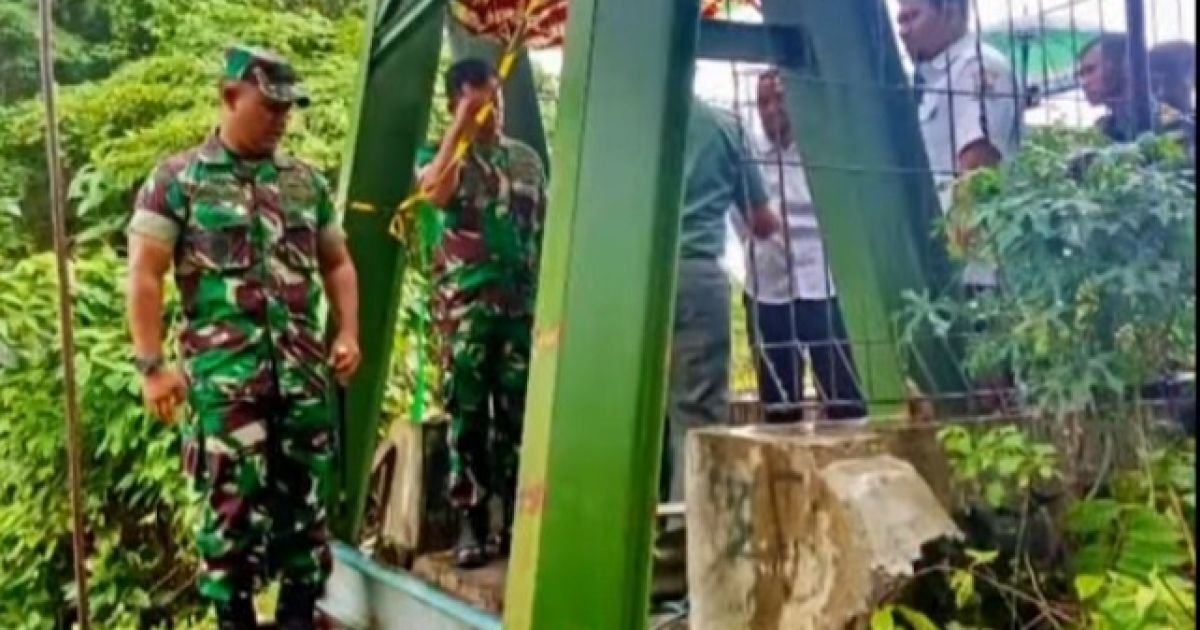 Kodim Kota Cirebon Renovasi Jembatan Gantung Kriyan, Akses Vital Warga Kembali Normal