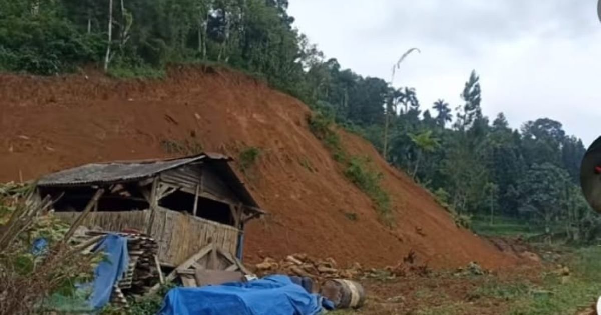 Langgar Aturan Tata Ruang, Satpol PP Segel Proyek Villa Dessy di Puncak