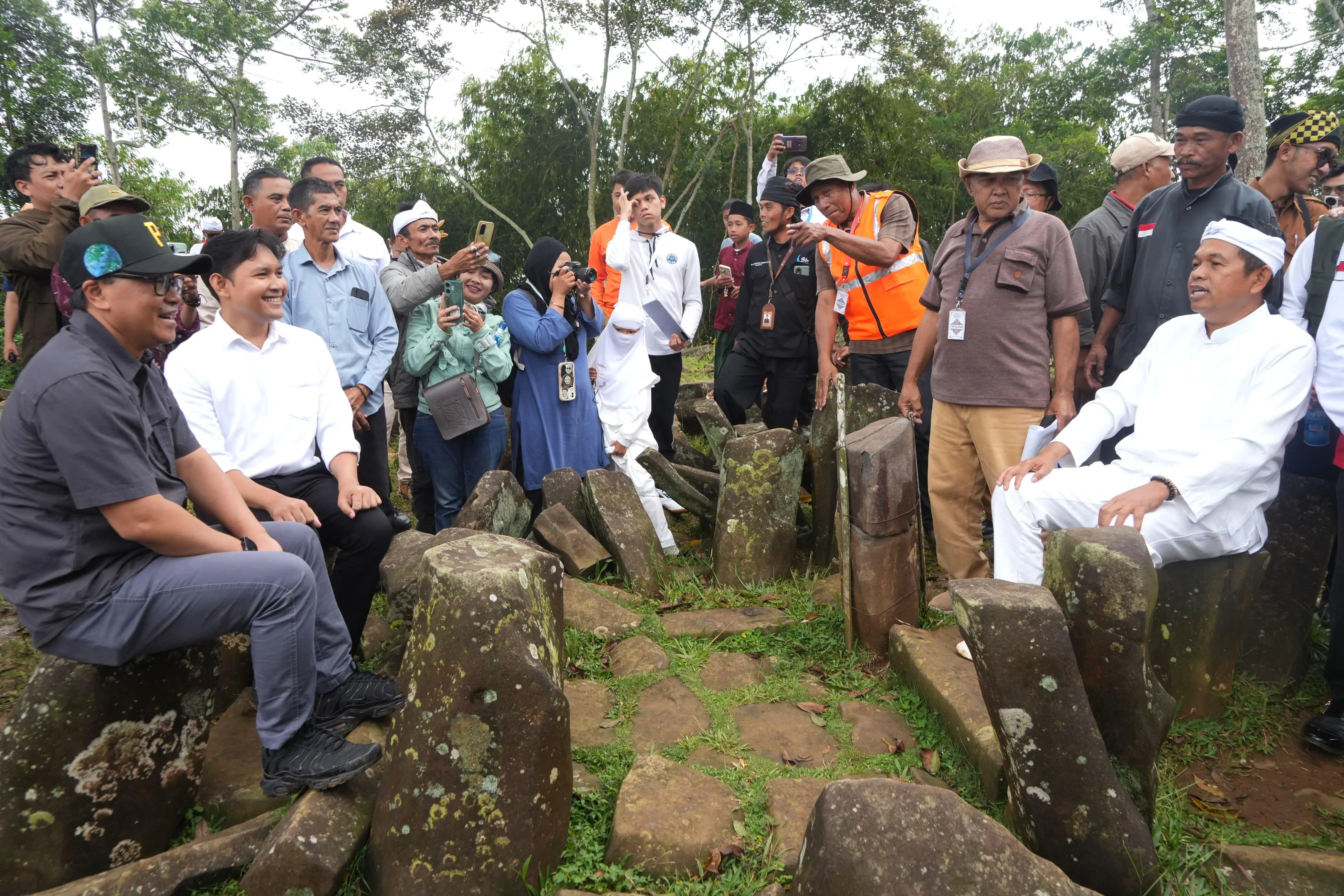 Gunung Padang Direkonstruksi: Warisan Leluhur Jawa Barat Bangkit Kembali
