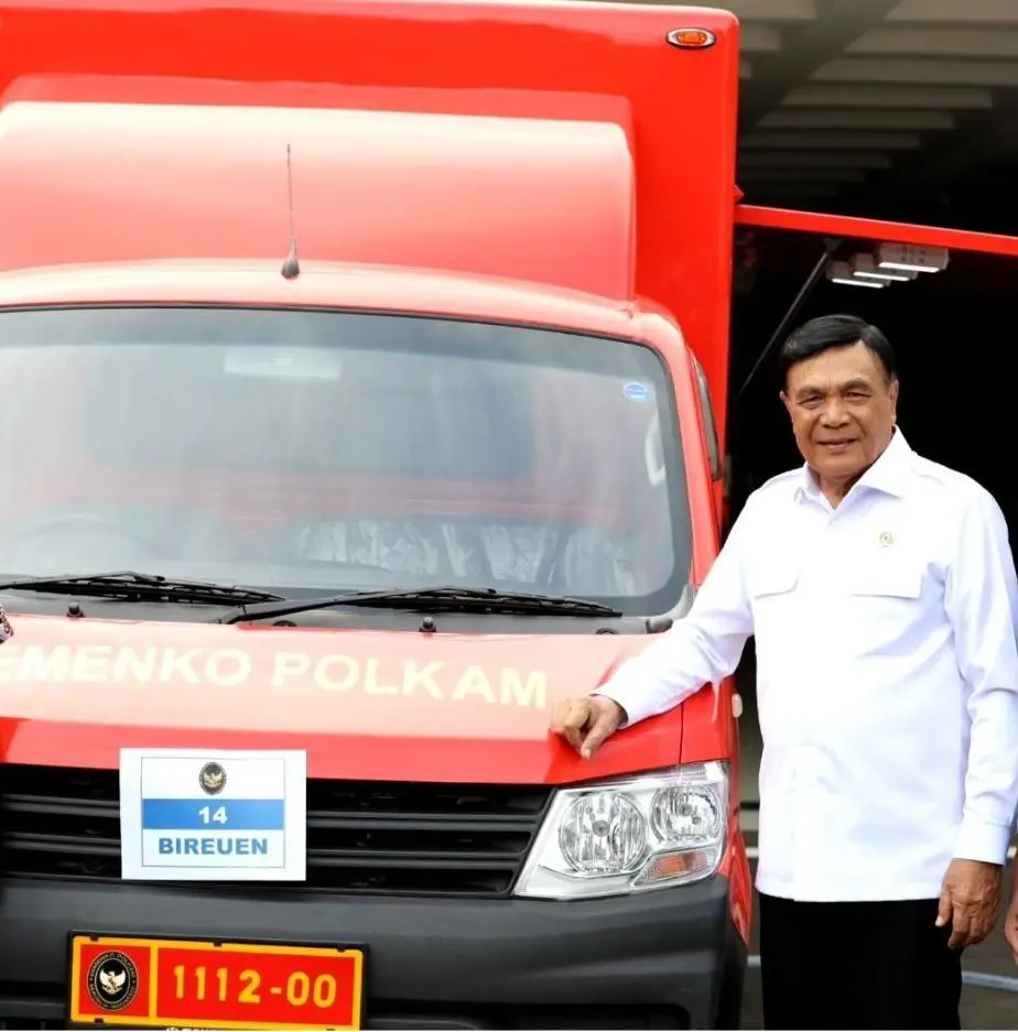 Negara Kirim Bantuan 10 Ton, Menko Polkam Pastikan Tepat Sasaran di Aceh